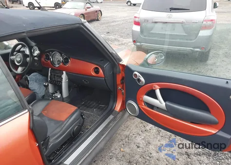 2005 Mini Cooper S z USA, uszkodzony, nr VIN WMWRH33495TF81939